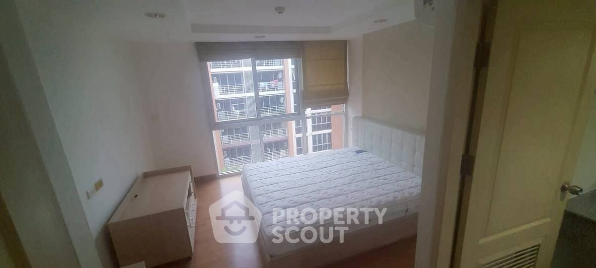 picture 2-BR Condo at The Master Sathorn Executive near BTS Krung Thon Buri (ID 2415164) - 11/11