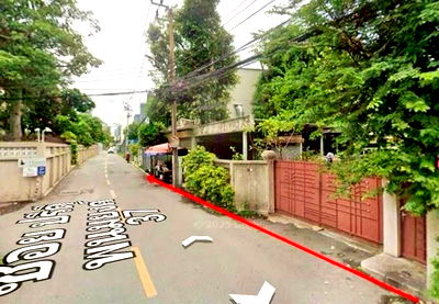 ที่ดิน เขตวัฒนา : ขายที่ดินพร้อมบ้าน พื้นที่ 196 ตร.วา ซอยปรีดีพนมยงค์ 37 แขวงพระโขนงเหนือ  เขตวัฒนา กทม.