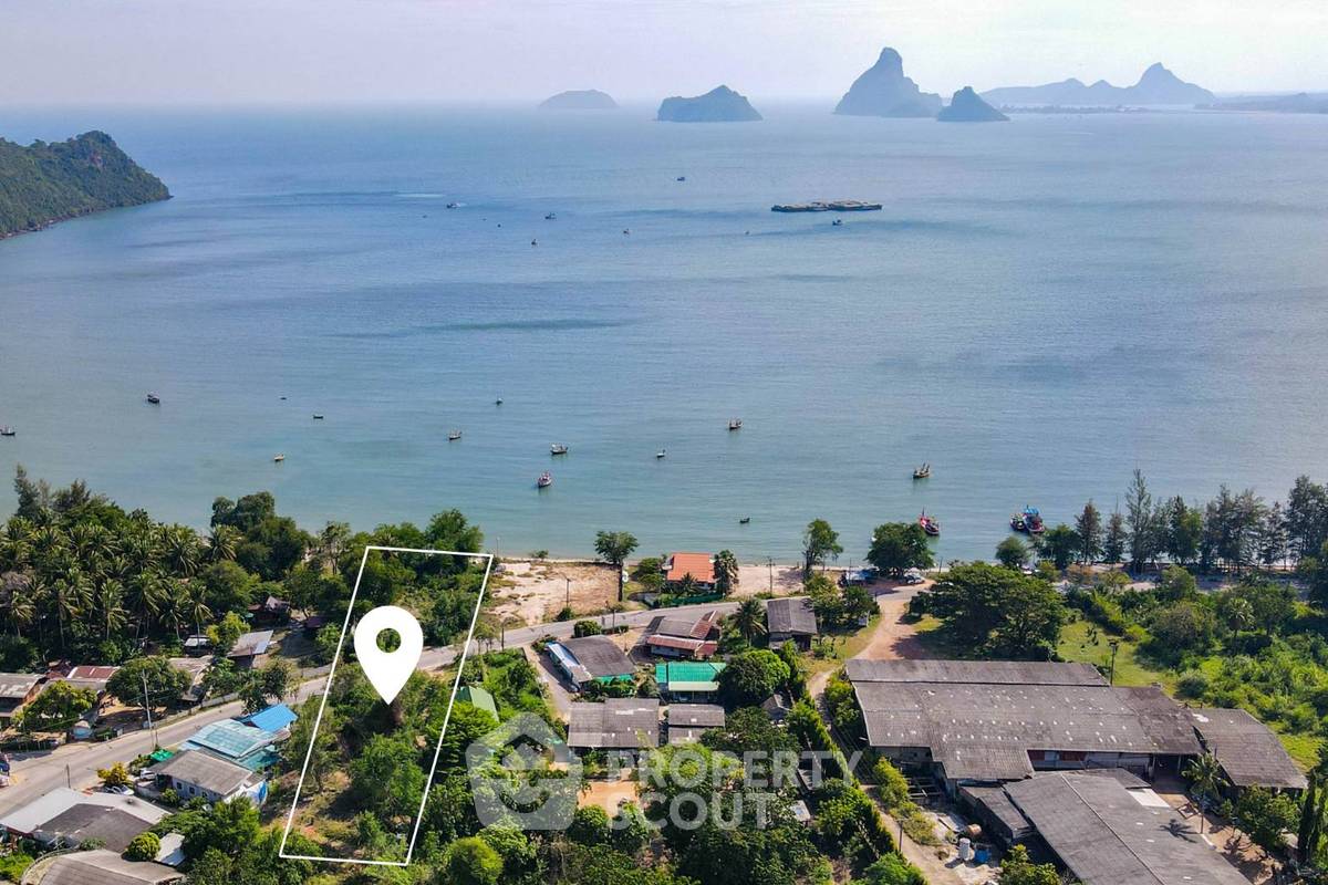 รูป ที่ดินสำหรับปล่อยขาย 6,805.6 ตารางเมตร แถว ใน เมืองประจวบคีรีข (ID 1492495) - รูปที่ 3/5