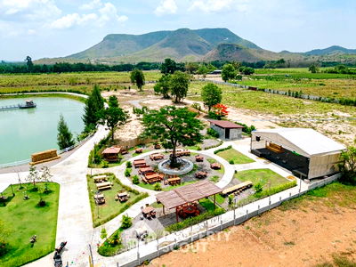 ที่ดิน หนองหญ้าปล้อง เพชรบุรี : ที่ดินสำหรับปล่อยขาย 110,716 ตารางเมตร ใน ยางน้ำกลัดเหนือ (ID 1436946)