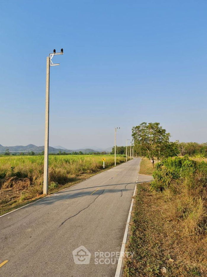 รูป ที่ดินสำหรับปล่อยขาย 9,600 ตารางเมตร แถว ใกล้ โครงการชั่งหัวมัน ตามพระราชดำริ (ID 1498828) - รูปที่ 4/5