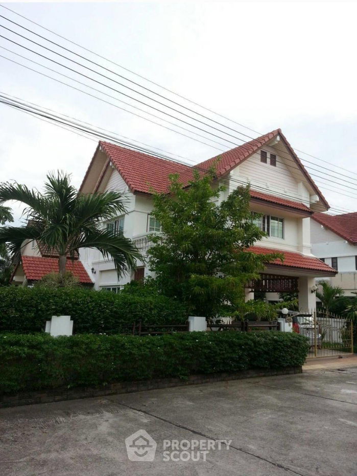 picture 3-BR House in Si Racha (ID 1601163) - 2/6