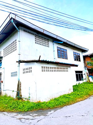 Factory for rent Bangkok : Ratchasittharam Bang Bon 5 Market, 1.0 km. Warehouse for rent, residential, 60 sq m., 240 sq m., Wat Sri Nuan Tham Wimon School, 1.4 km.,