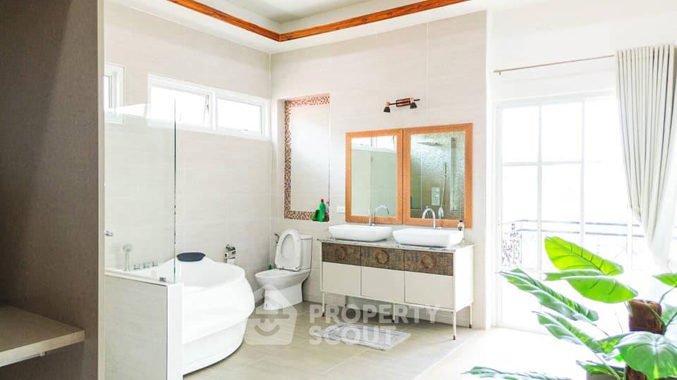 picture 5-BR House in Nong Kae (ID 1396460) - 13/13