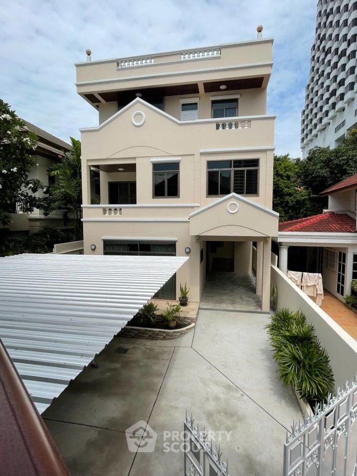 รูป บ้าน 4-ห้องนอน ใกล้ BTS นานา (ID 1720643) - รูปที่ 2/50