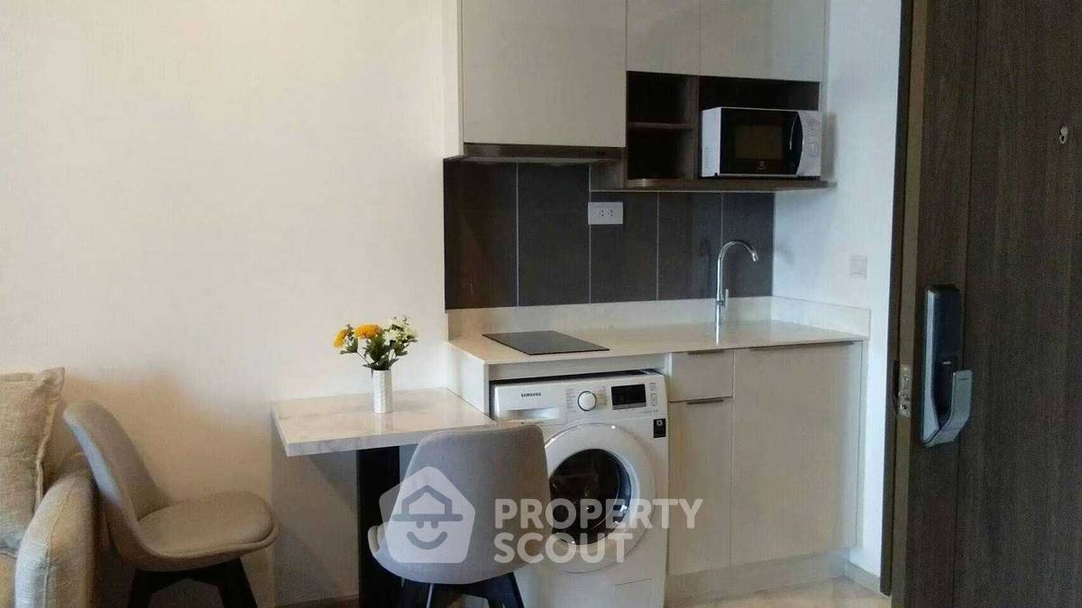 รูป คอนโด 1-ห้องนอน ที่ ไอดีโอ โมบิ อโศก ใกล้ MRT เพชรบุรี (ID 1445178) - รูปที่ 3/15