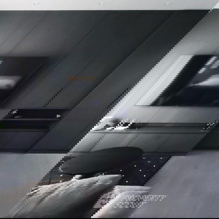 picture 2-BR Condo at The Address Chidlom near BTS Chit Lom (ID 2422641) - 2/6