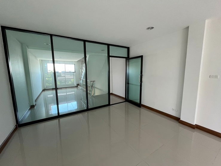 รูป ให้เช่าสำนักงาน อาคาร 4 ชั้น โครงการ Biz Pattanakarn-Onnut For Rent / จดบริษัทได้ - รูปที่ 11/15