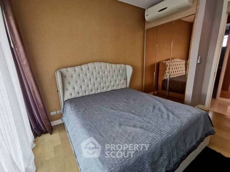 รูป คอนโด 2-ห้องนอน ที่ รีเฟล็คชั่น จอมเทียน บีช พัทยา ใกล้ เมืองพัทยา (ID 2446976) - รูปที่ 5/10