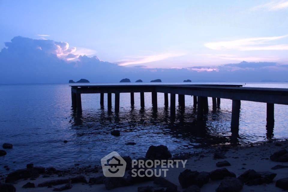 รูป ที่ดินสำหรับปล่อยขาย 5,180 ตารางเมตร แถว ใกล้ หาดท้องกรูด (ID 1477163) - รูปที่ 6/11