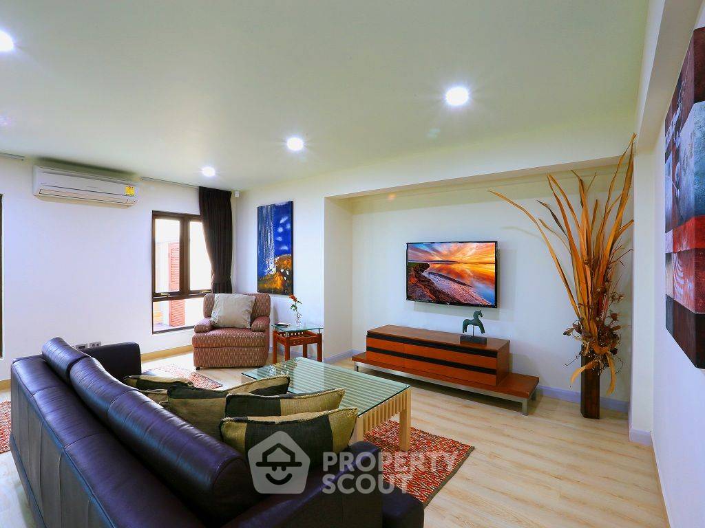 รูป วิลล่า 5-ห้องนอน ใกล้ ถนนพระตำหนัก พัทยา (ID 1330762) - รูปที่ 11/35