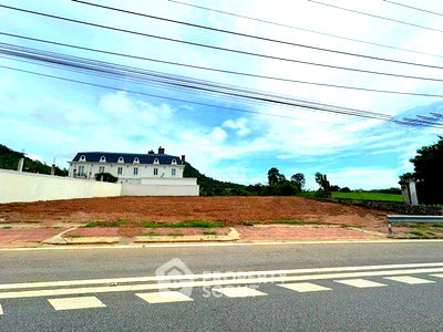 ที่ดิน นาจอมเทียน ชลบุรี : ที่ดินสำหรับปล่อยขาย 1,692 ตารางเมตร แถว ใกล้ เขาชีจรรย์ (ID 1548022)