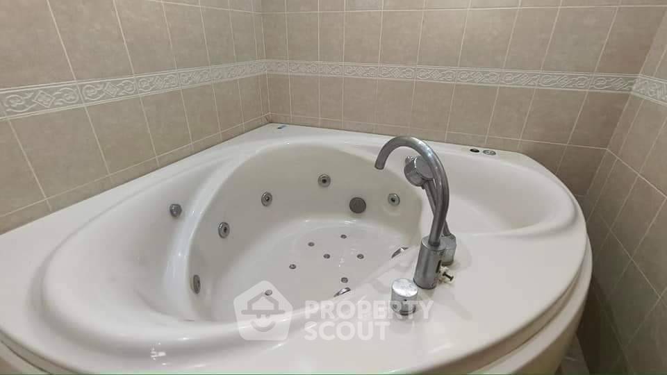 รูป วิลล่า 3-ห้องนอน ที่ อะแดร์ การ์เดน 2 ใกล้ เมืองพัทยา (ID 1541153) - รูปที่ 18/21