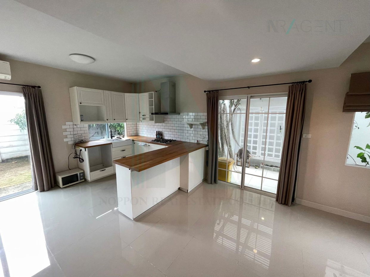 picture 📌 For Sell Town house THE VILLAGE BANGNA-WONGWAEN 3 2-story 3 bedroom 2 bathroom - 4/8