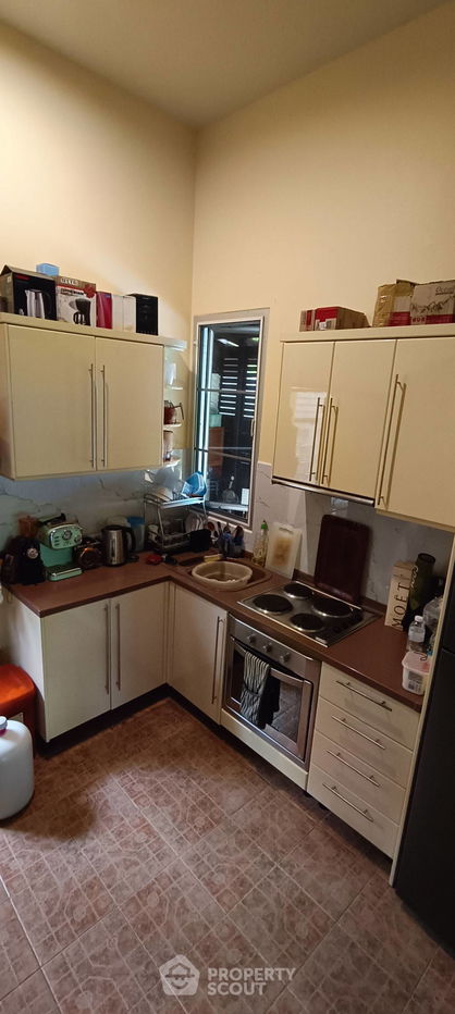 picture Spacious 3-BR Villa at Baan Chawa (ID 1346588) - 27/28