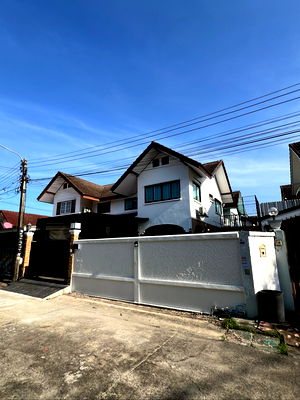 Twin houses for rent Rangsit-Nakhon Nayok Road : Rent house ner BTS and Don mung Air port