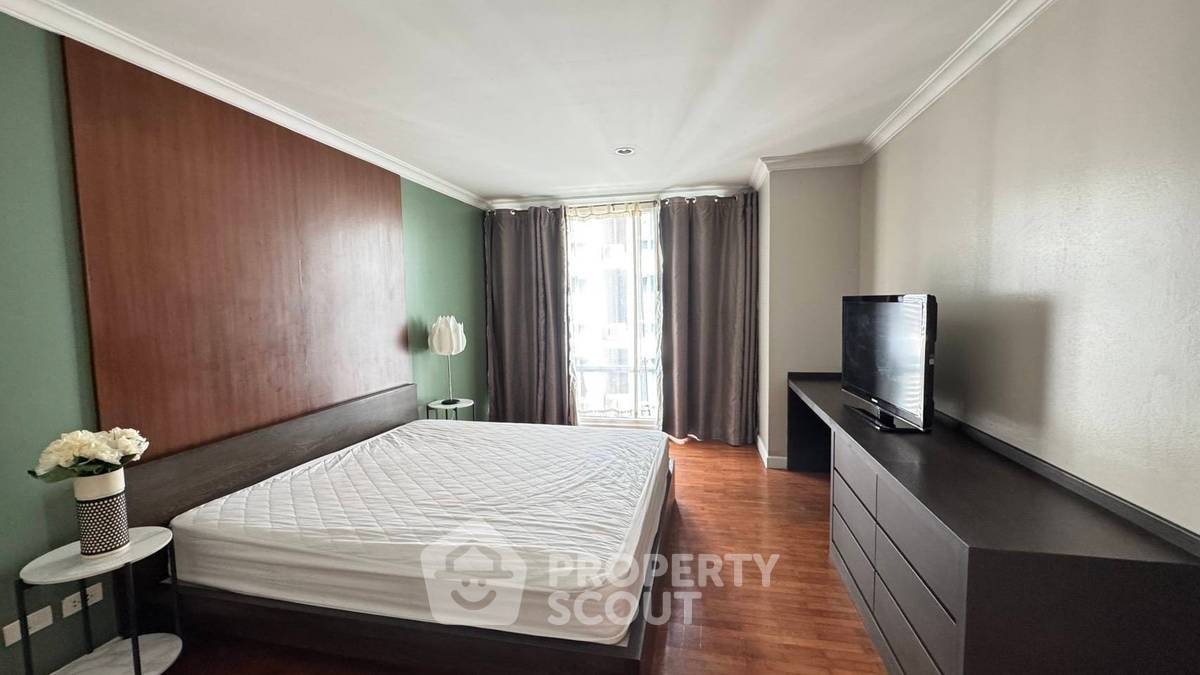 picture 2-BR Condo at Baan Siri Sukhumvit 10 Condominium near BTS Nana (ID 2433279) - 3/11