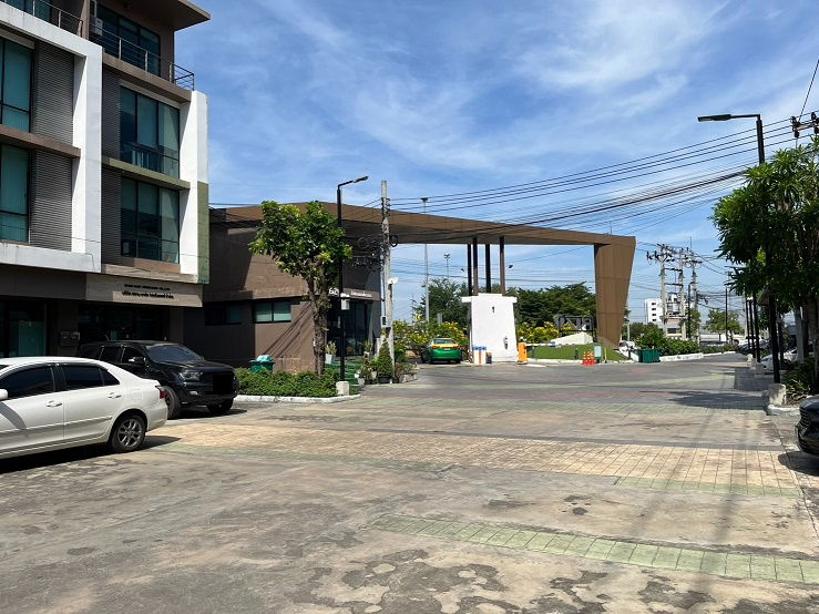 รูป ให้เช่าสำนักงาน อาคาร 4 ชั้น โครงการ Biz Pattanakarn-Onnut For Rent / จดบริษัทได้ - รูปที่ 14/15