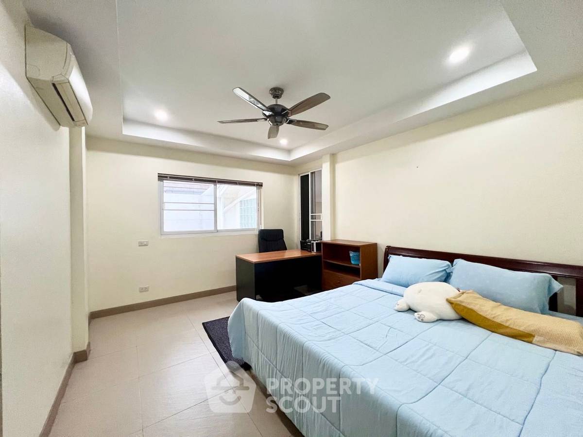 รูป บ้าน 3-ห้องนอน ใกล้ พัทยาตะวันออก (ID 1650315) - รูปที่ 3/25