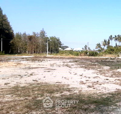 ที่ดิน ประจวบคีรีขันธ์ : ที่ดินสำหรับปล่อยขาย 11,200 ตารางเมตร ในเมืองประจวบคีรีขันธ์ (ID 1477125)