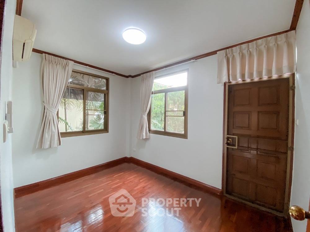 รูป บ้าน 4-ห้องนอน ใกล้ BTS นานา (ID 1720643) - รูปที่ 32/50