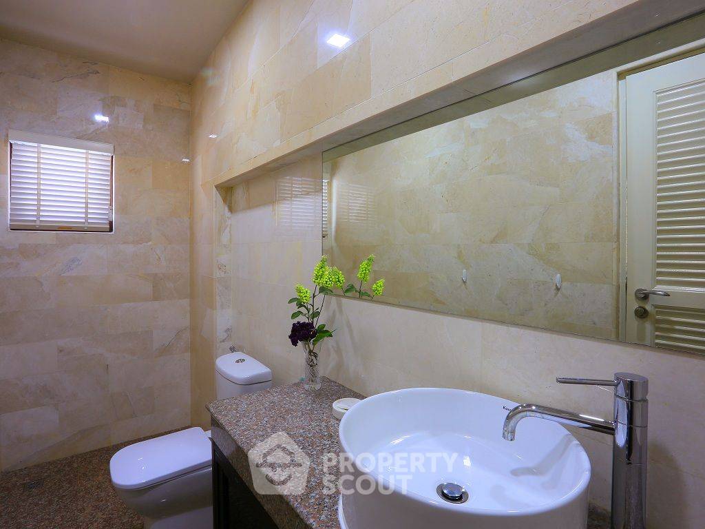 รูป วิลล่า 5-ห้องนอน ใกล้ ถนนพระตำหนัก พัทยา (ID 1330762) - รูปที่ 24/35