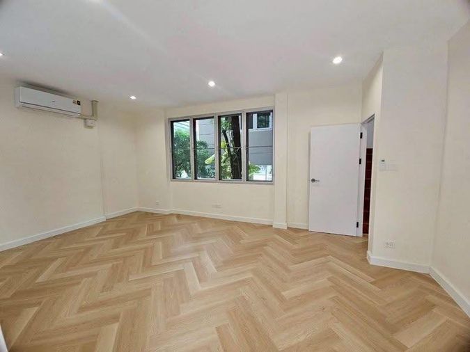 5-bed house for sale, 375 sqm, 51 sq wah, Chatuchak