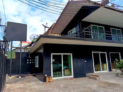 Apartment building for rent Thailand Cultural Centre  : Office Buildings for Rent – Ratchada 14, Huai Khwang (Near MRT Huai Khwang) 