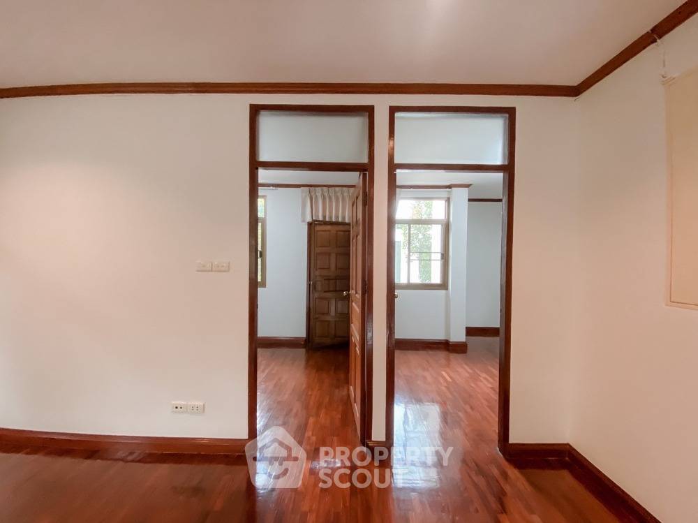 รูป บ้าน 4-ห้องนอน ใกล้ BTS นานา (ID 1720643) - รูปที่ 28/50