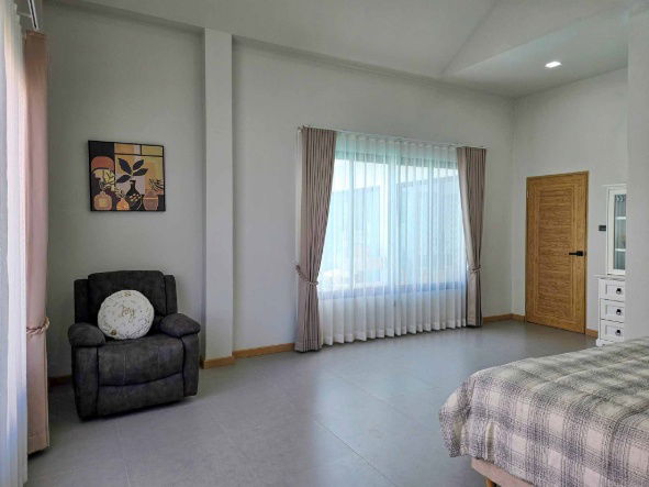 picture Modern Minimalist Pool Villa for Rent near Lanna International School, Hang Dong, Chiang Mai - 11/20