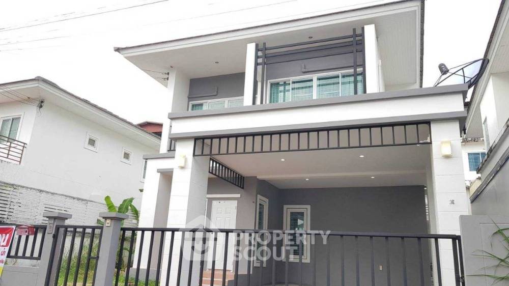 picture 4-BR House in Surasak (ID 1442529) - 2/28