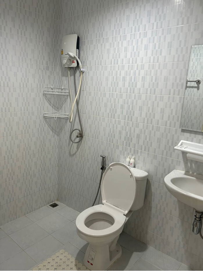 picture 2 Floors Townhome for rental in Chachoengsao - 16/17