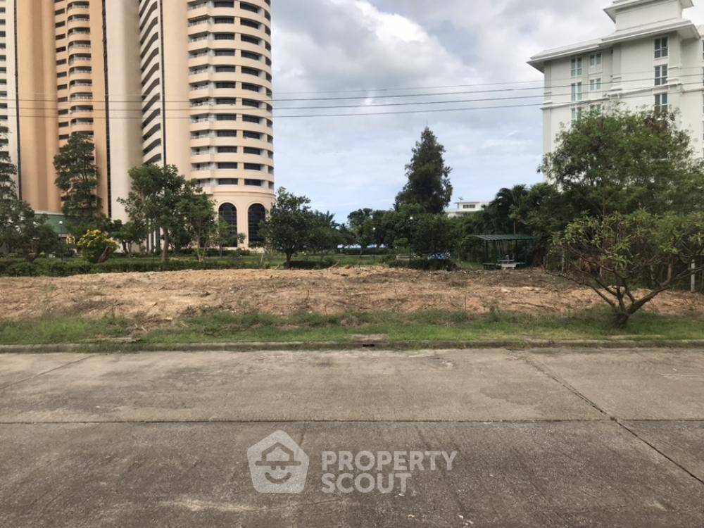 รูป ที่ดินสำหรับปล่อยขาย 826.8 ตารางเมตร แถว ใกล้ หาดชะอำ (ID 1320047) - รูปที่ 1/5