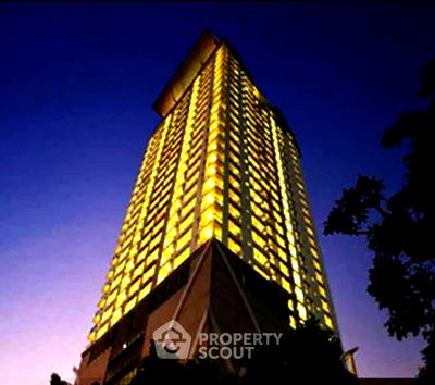 Condos for sale Silom and Sathorn Road : 2-BR Condo at The Complete Narathiwat close to Naradhiwas Rajanagarindra (ID 1458910)