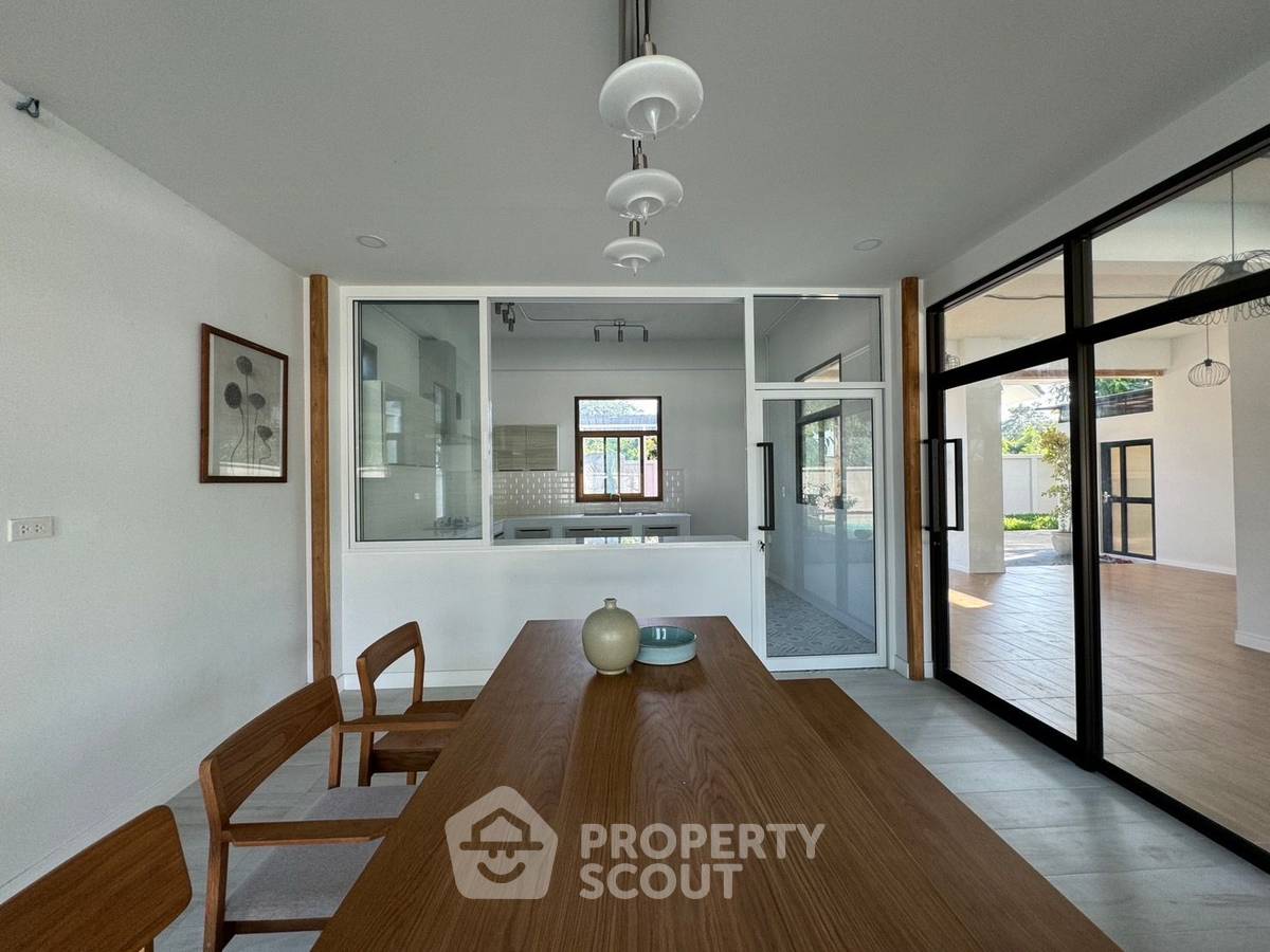 รูป วิลล่า 3-ห้องนอน ใน สัตหีบ (ID 1744938) - รูปที่ 8/30