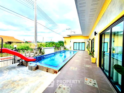 Houses for sale : 5-BR Villa at Baan Prommrit in Nong Kae (ID 1513407)