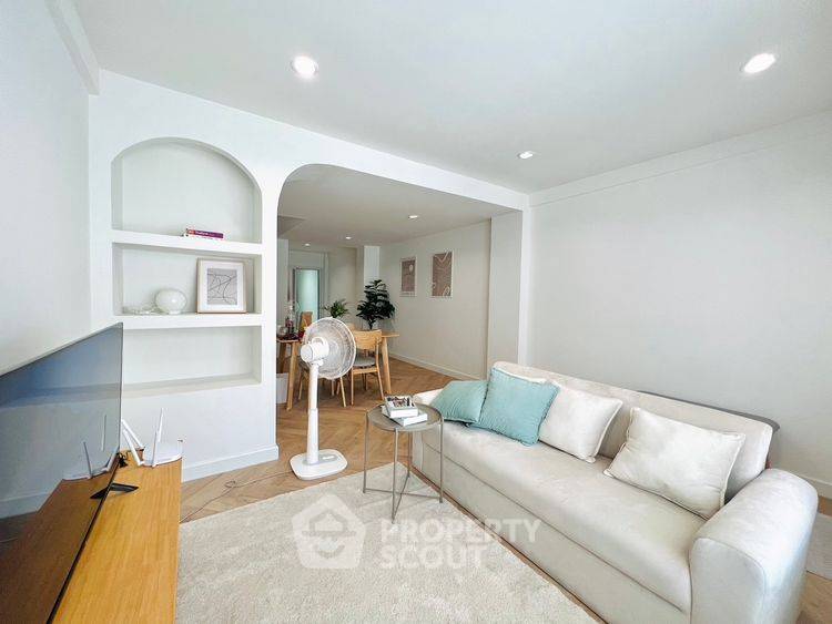 picture 2-BR Townhouse in Fa Ham (ID 2448444) - 2/14