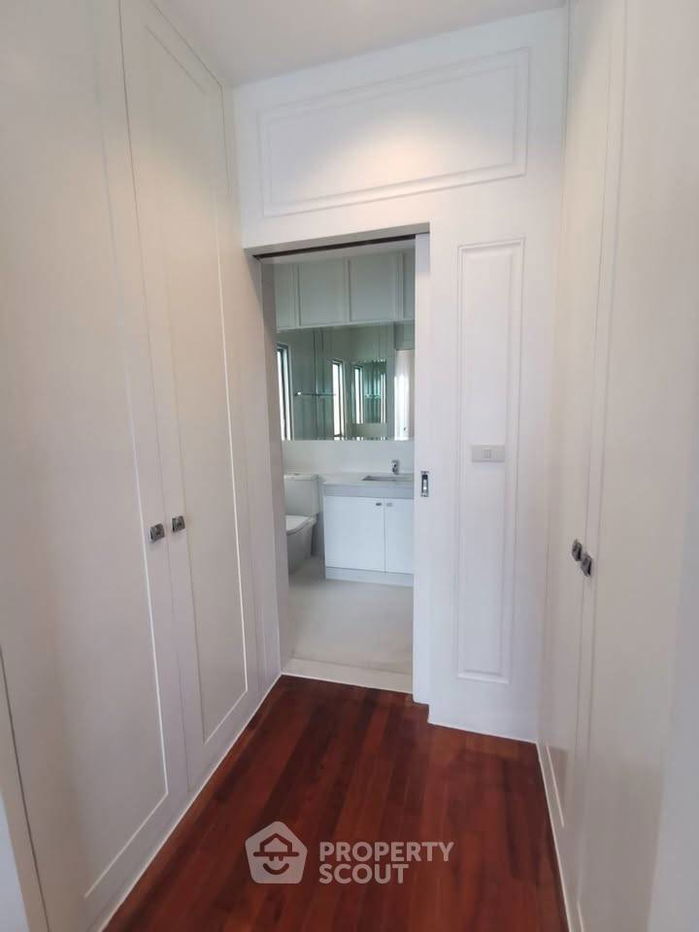 picture 5-BR Condo at Royal Residence Park near BTS Phloen Chit (ID 2447025) - 16/43