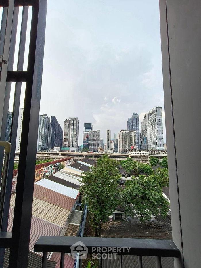 picture 2-BR Condo at Life Asoke near ARL Makkasan (ID 2447788) - 8/13