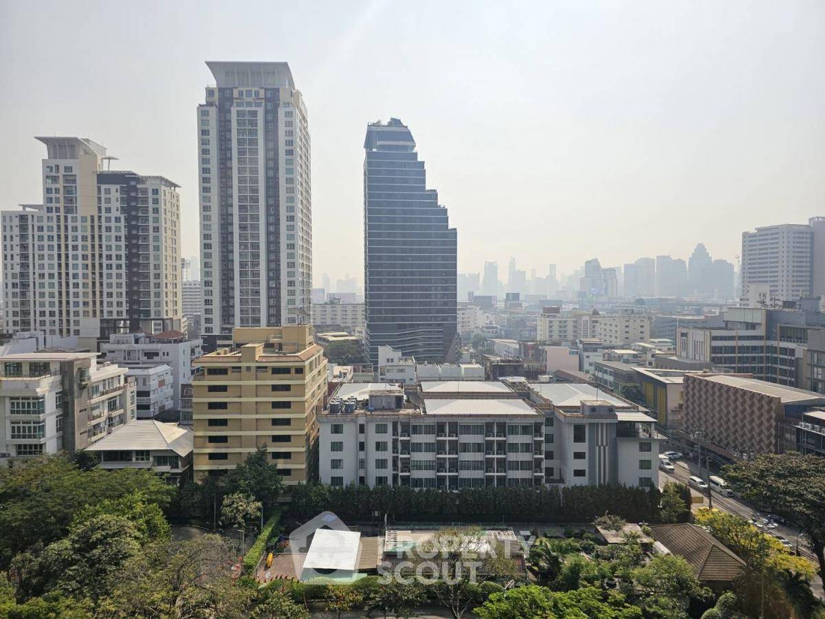 picture 2-BR Condo at The Extro Phayathai–Rangnam near BTS Victory Monument (ID 2042625) - 11/19