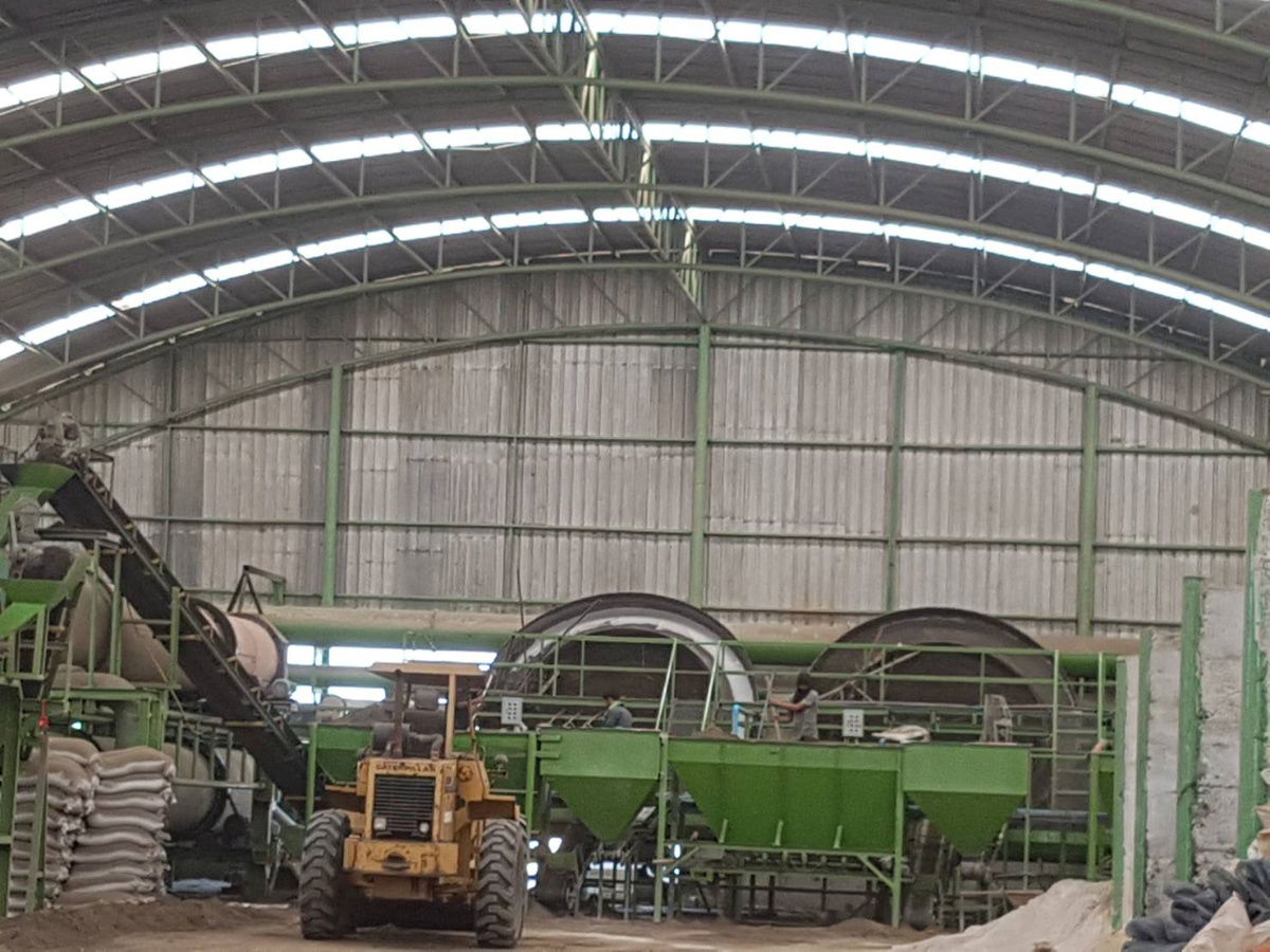 รูป โรงงานผลิตปุ๋ยเคมี ปุ๋ยอินทรีย์  เจ้าของให้เช่าเอง   พร้อมเครื่องจักรไฟ 3 เฟส กาญจนบุรี - รูปที่ 3/7