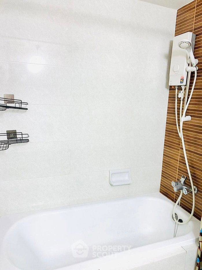 รูป คอนโด 2-ห้องนอน ที่ การ์เดน อโศก-พระราม 9 ใกล้ MRT เพชรบุรี (ID 985848) - รูปที่ 7/37