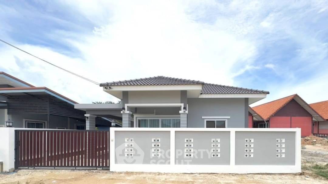 รูป บ้าน 3-ห้องนอน ใกล้ เมืองพัทยา (ID 1533111) - รูปที่ 1/21