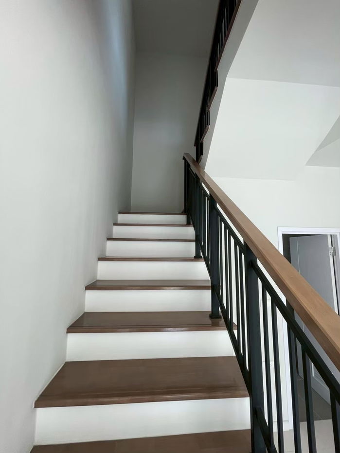 รูป ด่วนบ้านแปลงมุม ที่ดินเยอะ ราคาเริ่มต้น 6.99 ลบ. หลังสุดท้ายหลังเดียวเท่านั้น!!! - รูปที่ 10/16