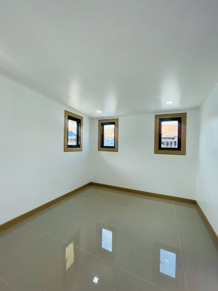 รูป ฟรีโอน! ทาวน์เฮาส์ชั้นเดียว ตะวันงาม หลังมุม 3 นอน 2 น้ำ | ติดทุ่งนา! | ใกล้ Central Westgate | 1.69 ลบ. - รูปที่ 4/21