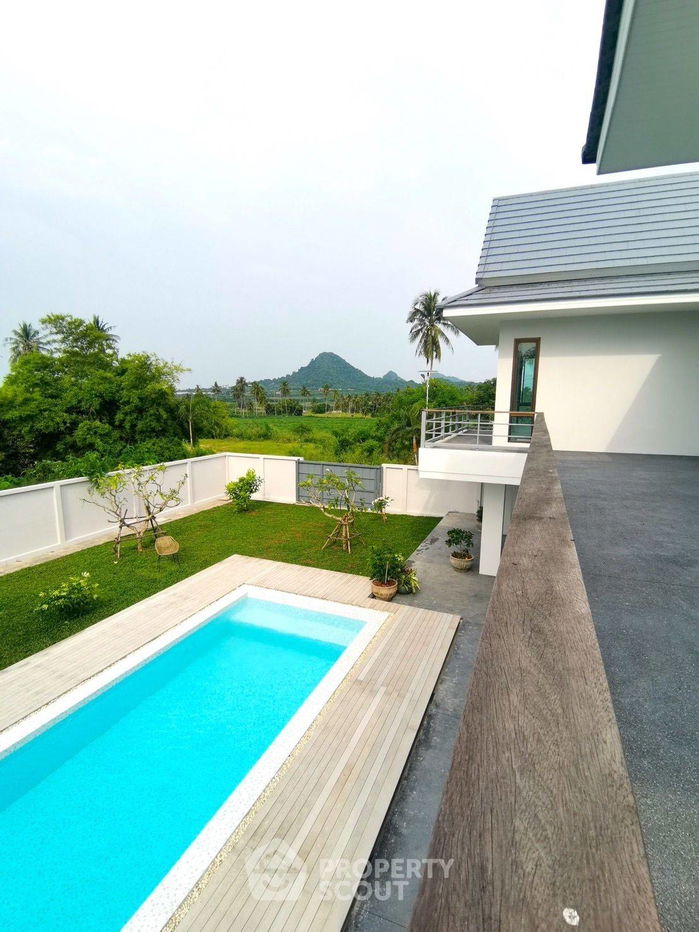 รูป วิลล่า 3-ห้องนอน ใน สัตหีบ (ID 1744938) - รูปที่ 30/30