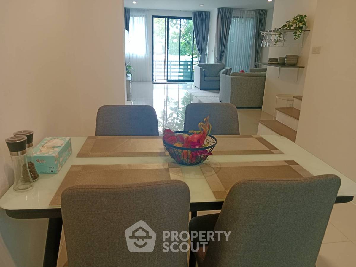 picture 2-BR Townhouse close to Ma Doo Bua Cafe (ID 1584808) - 5/9