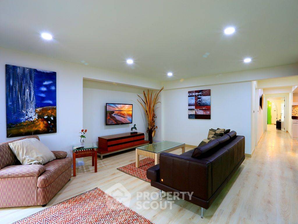 รูป วิลล่า 5-ห้องนอน ใกล้ ถนนพระตำหนัก พัทยา (ID 1330762) - รูปที่ 12/35