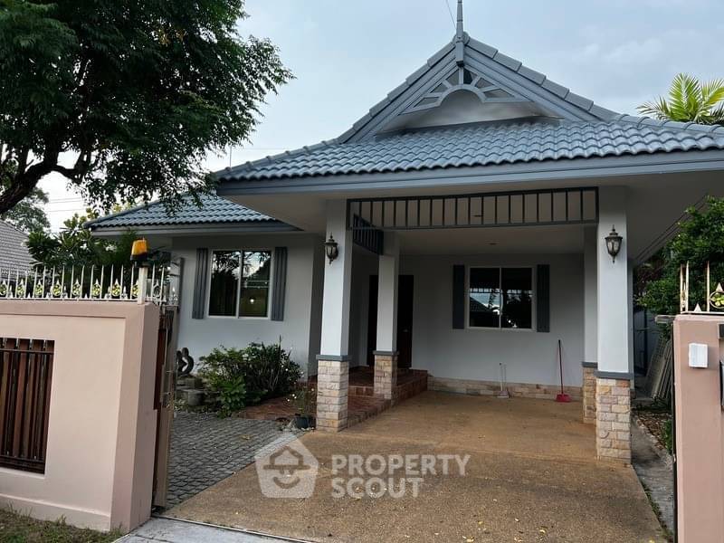 รูป บ้าน 3-ห้องนอน ใกล้ พัทยาตะวันออก (ID 1436783) - รูปที่ 1/14