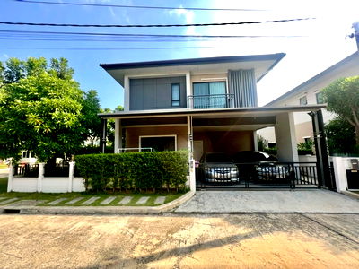 Houses for sale Makro Bangbuathong : For Sale: Corner 2-Storey Detached House at Centro Westgate | Premium Location Next to Garden | Like-New Condition | Below Market Price